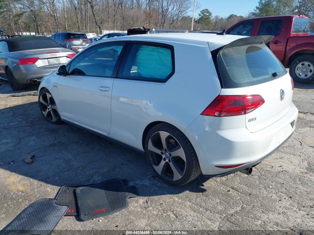 2016 VOLKSWAGEN GOLF GTI 3VWTT7AU2GM005834 Photo 2