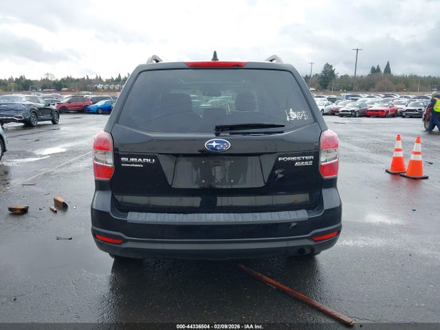 Subaru Forester 2.5i Premium 2016 JF2SJADCXGH525273 Image 17