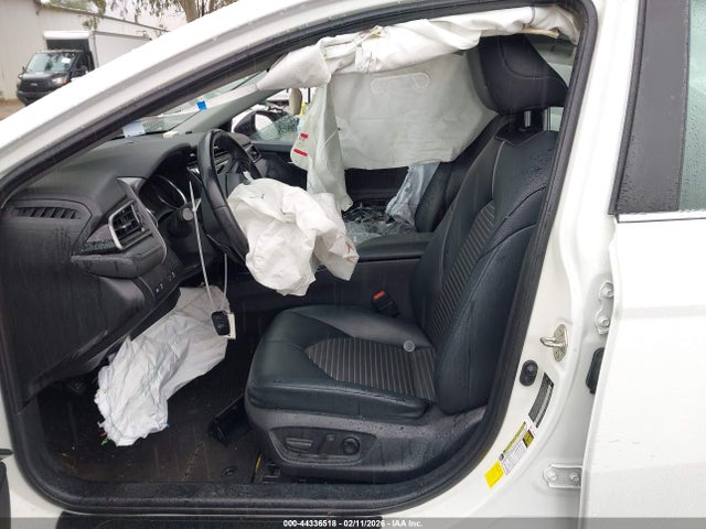 4T1B11HK5KU849114 Toyota CAMRY SE