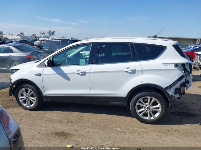 Ford ESCAPE SE 2019 1FMCU0GD9KUC06905 Image 15