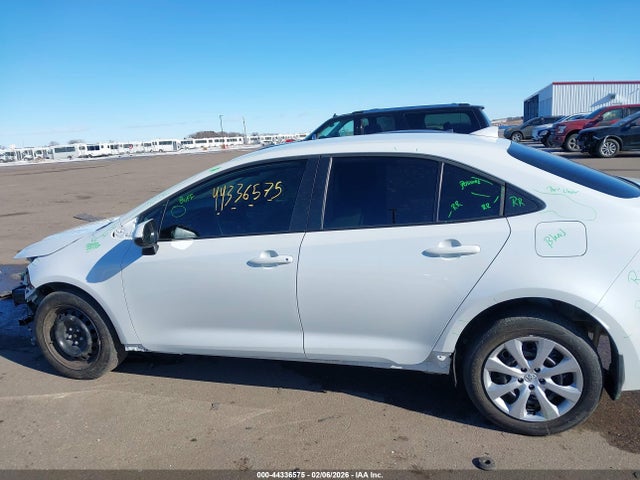 Toyota COROLLA LE 2025 5YFB4MDE2SP302313 Image 15
