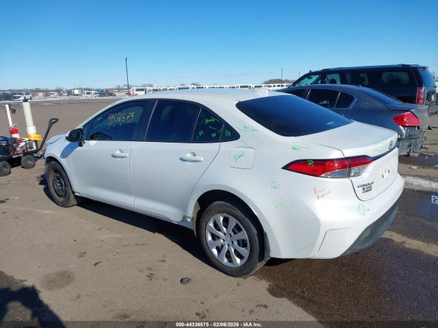 Toyota COROLLA LE 2025 5YFB4MDE2SP302313 Image 3