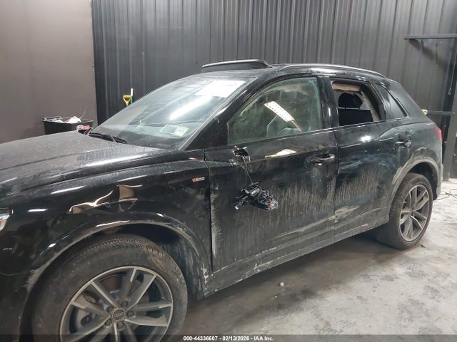 2024 AUDI Q3 WA1DECF38R1203886 Photo 5