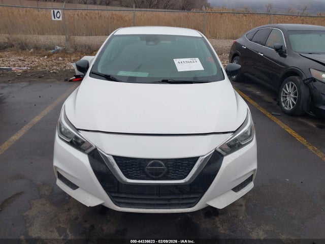 3N1CN8DV7ML858094 Nissan Versa S Xtronic Cvt