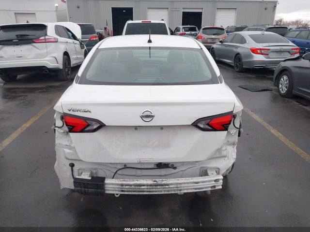 3N1CN8DV7ML858094 Nissan Versa S Xtronic Cvt
