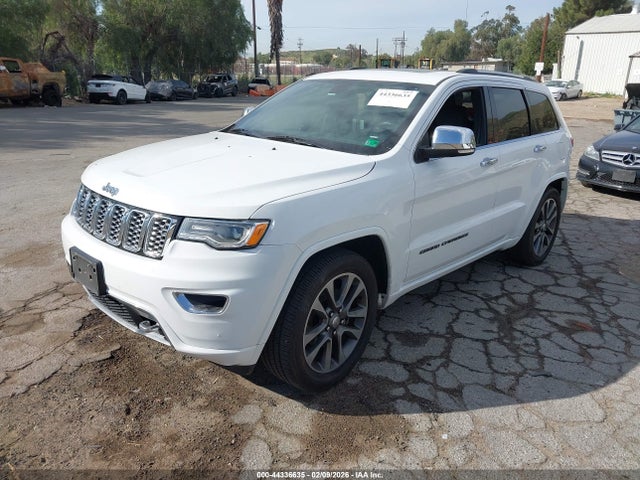 1C4RJFCG9HC844869 Jeep Grand Cherokee Overland 4x4