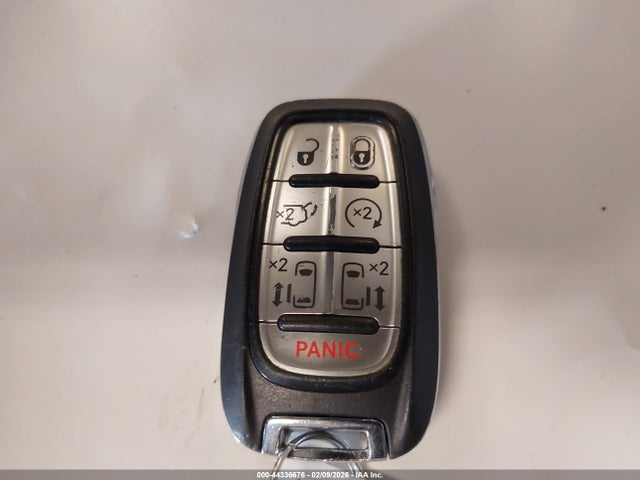 2021 CHRYSLER PACIFICA HYBRID 2C4RC1L71MR599516 Photo 10