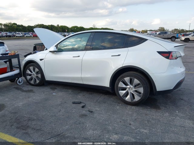 Продажа на аукционе авто 2021 Tesla Model Y Long Range Dual Motor All-wheel Drive, vin: 5YJYGAEE4MF186934, номер лота: 44336689