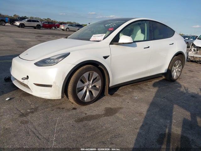 Продажа на аукционе авто 2021 Tesla Model Y Long Range Dual Motor All-wheel Drive, vin: 5YJYGAEE4MF186934, номер лота: 44336689
