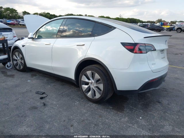 Продажа на аукционе авто 2021 Tesla Model Y Long Range Dual Motor All-wheel Drive, vin: 5YJYGAEE4MF186934, номер лота: 44336689