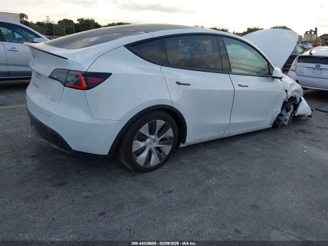Продажа на аукционе авто 2021 Tesla Model Y Long Range Dual Motor All-wheel Drive, vin: 5YJYGAEE4MF186934, номер лота: 44336689