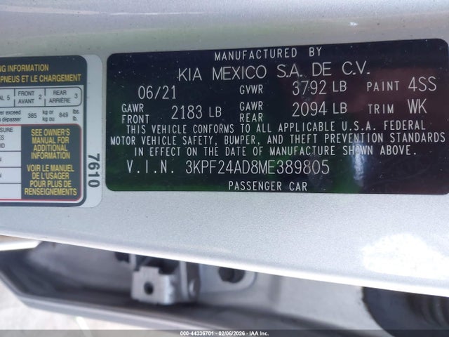 3KPF24AD8ME389805 KIA Forte Lxs