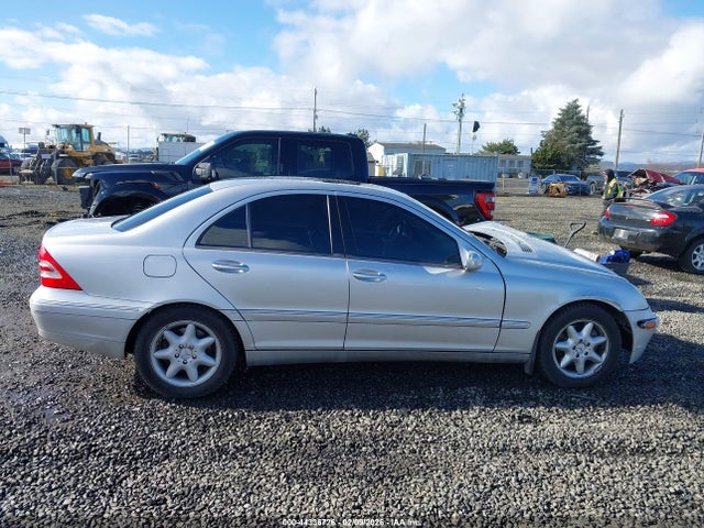 Aukcja sprzedaży 2004 Mercedes-benz C 240 4matic, vin: WDBRF81J24F475713, numer aukcji: 44336726