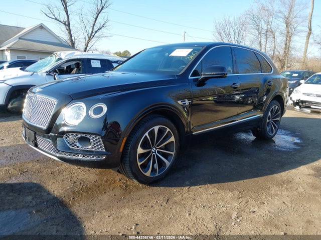 2018 BENTLEY BENTAYGA SJAAC2ZV6JC017909 Photo 1