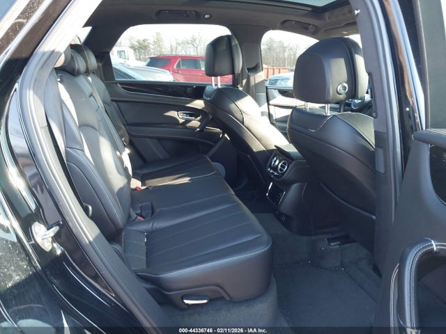 2018 BENTLEY BENTAYGA SJAAC2ZV6JC017909 Photo 7