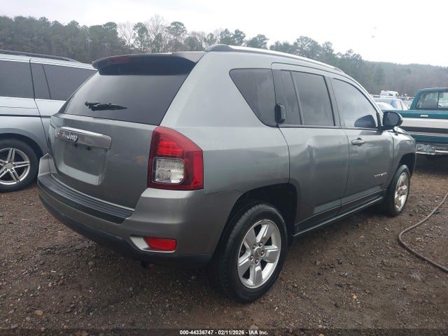 2014 JEEP COMPASS 1C4NJCBA7ED594757 Photo 3