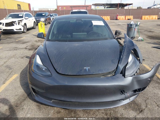44336789 :رقم المزاد ، 5YJ3E1EA4MF876003 vin ، 2021 Tesla Model 3 Standard Range Plus Rear-wheel Drive مزاد بيع
