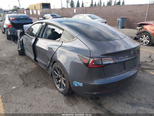 2021 TESLA MODEL 3 5YJ3E1EA4MF876003 Photo 2
