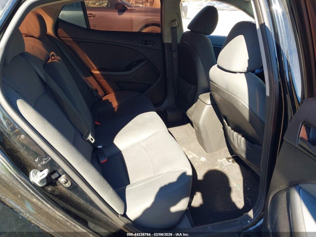 44336794 :رقم المزاد ، 5XXGM4A70FG404008 vin ، 2015 Kia Optima Lx مزاد بيع