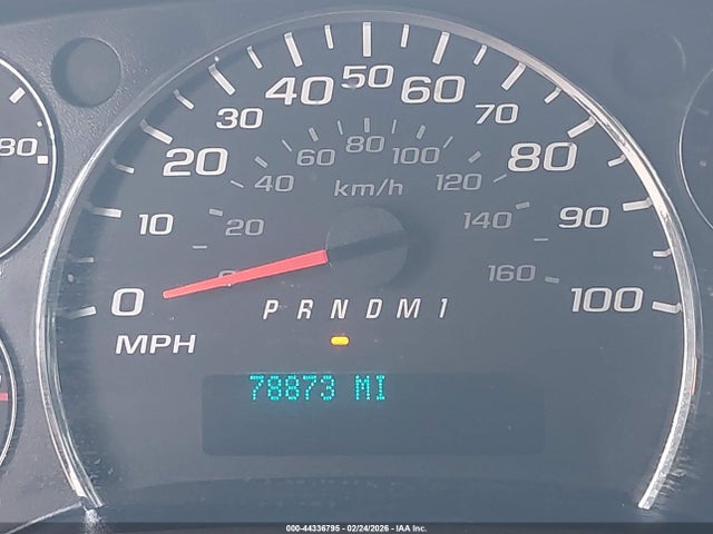 GMC Savana 2500 Work Van 2018 1GTW7AFG4J1214873 Image 16