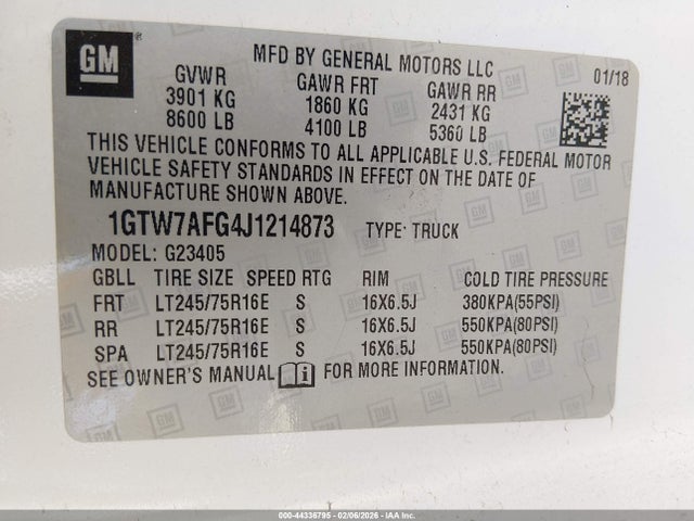 GMC Savana 2500 Work Van 2018 1GTW7AFG4J1214873 Image 9