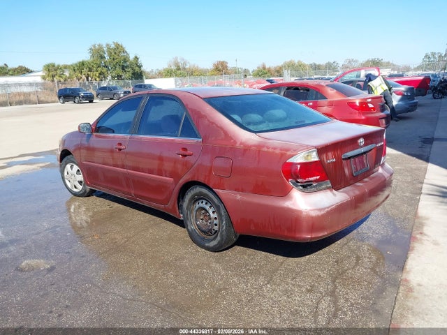 44336817 :رقم المزاد ، 4T1BE32K56U116186 vin ، 2006 Toyota Camry Le مزاد بيع