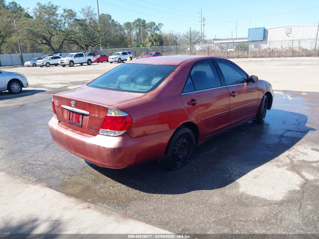 44336817 :رقم المزاد ، 4T1BE32K56U116186 vin ، 2006 Toyota Camry Le مزاد بيع