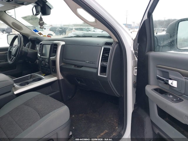 Продажа на аукционе авто 2017 Ram 1500 Big Horn  4x4 5'7 Box, vin: 3C6RR7LT2HG746931, номер лота: 44336843