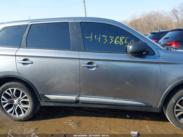 Продаж на аукціоні авто 2016 Mitsubishi Outlander Es, vin: JA4AZ3A32GZ031691, номер лоту: 44336850