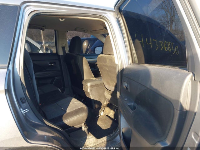2016 MITSUBISHI OUTLANDER JA4AZ3A32GZ031691 Photo 7