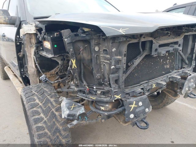 3GCUKREC4GG335321 Chevrolet Silverado 1500 1lt