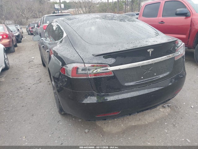 2016 TESLA MODEL S 5YJSA1E45GF142296 Photo 2