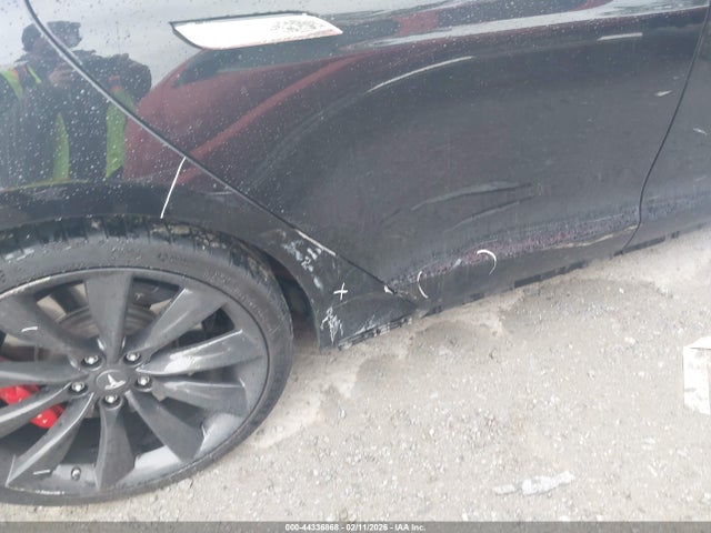 2016 TESLA MODEL S 5YJSA1E45GF142296 Photo 5