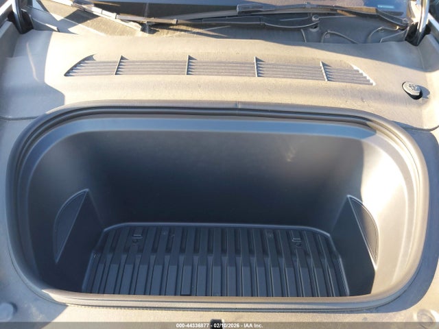 2023 TESLA MODEL Y 7SAYGDEE7PA188330 Photo 9