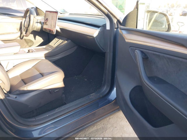 2023 TESLA MODEL Y 7SAYGDEE7PA188330 Photo 4