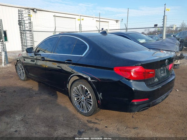 2020 BMW 540I WBAJS3C01LCE45572 Photo 2