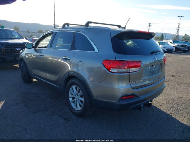 5XYPGDA56HG311577 KIA Sorento 3.3l Lx