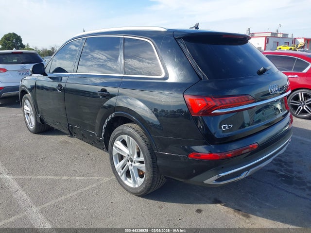 2021 AUDI Q7 WA1LXAF7XMD020171 Photo 2