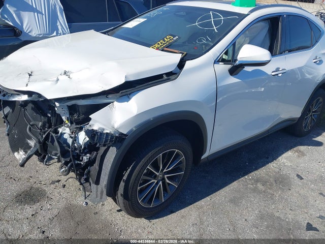 JTJGKCEZ5P2011315 Lexus Nx 350h Premium