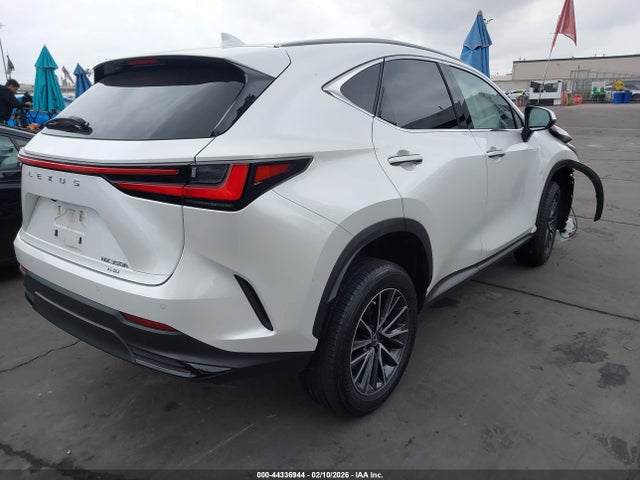 JTJGKCEZ5P2011315 Lexus Nx 350h Premium
