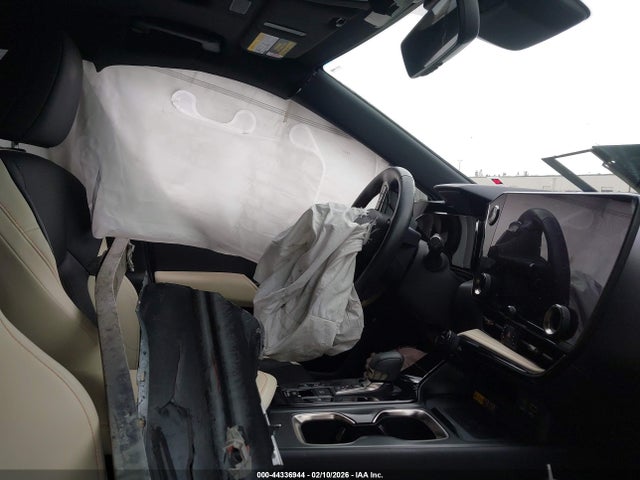 JTJGKCEZ5P2011315 Lexus Nx 350h Premium
