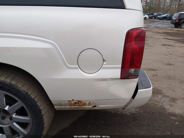 2005 CADILLAC ESCALADE ESV 3GYFK66NX5G126695 Photo 5