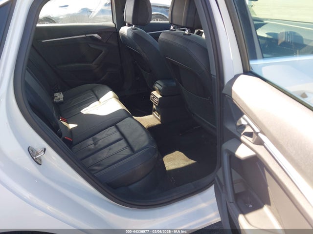 2024 AUDI A3 WAUHUDGYXRA019637 Photo 7