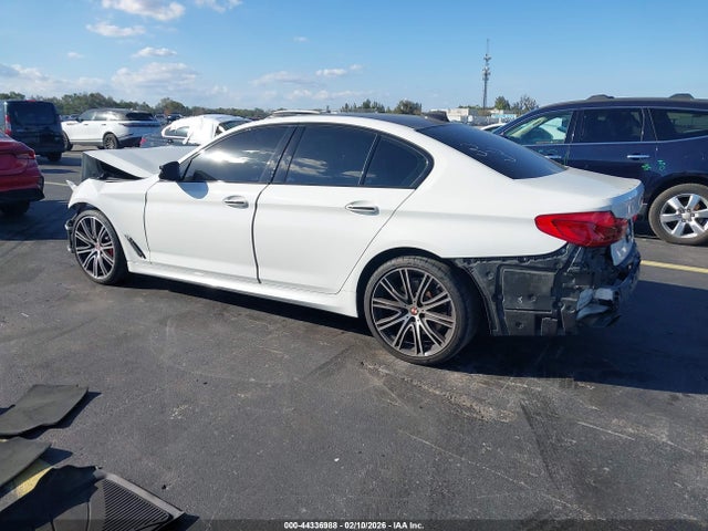 2017 BMW 540I WBAJE5C35HG917217 Photo 2