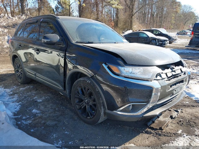 2018 MITSUBISHI OUTLANDER JA4AD3A33JZ018552 Photo 0