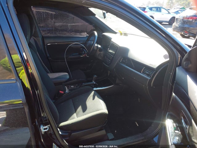 2018 MITSUBISHI OUTLANDER JA4AD3A33JZ018552 Photo 4