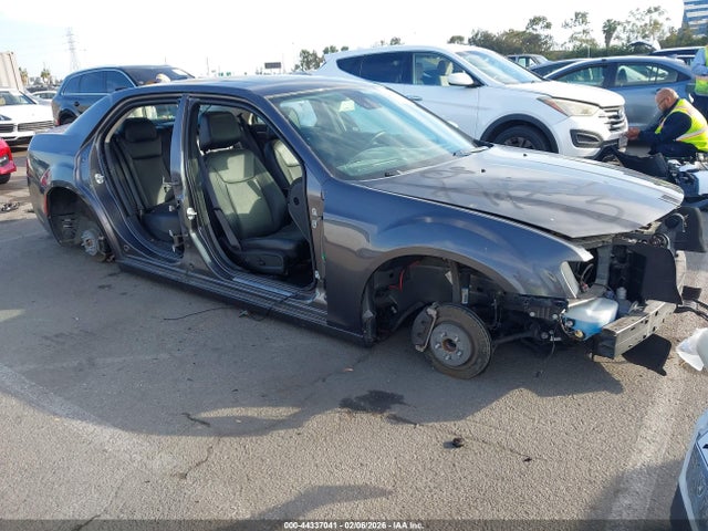 2C3CCAETXFH921907 Chrysler 300C