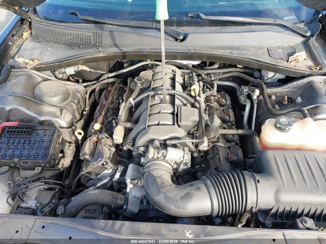 2C3CCAETXFH921907 Chrysler 300C