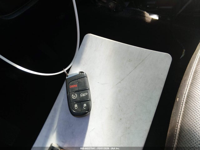 2C3CCAETXFH921907 Chrysler 300C