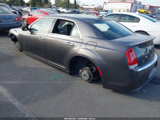 2C3CCAETXFH921907 Chrysler 300C